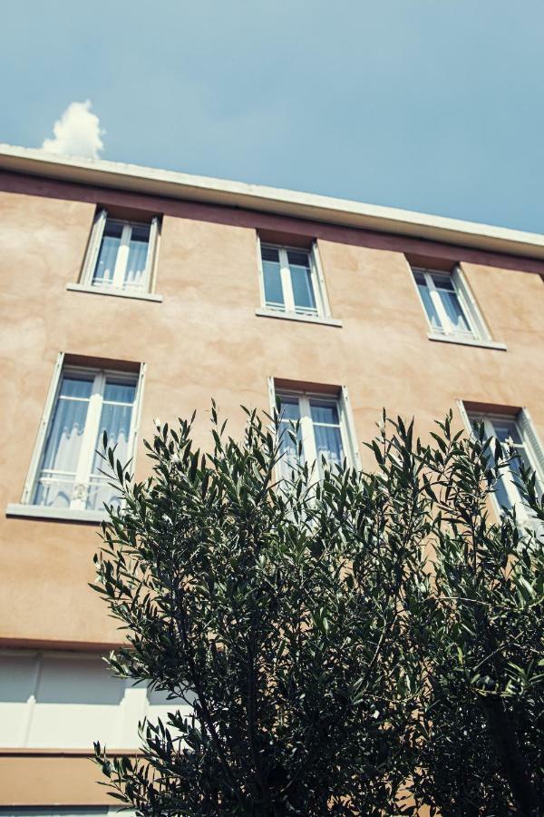 The Old Hotel Ravel Centre Clermont-Ferrand Exterior photo